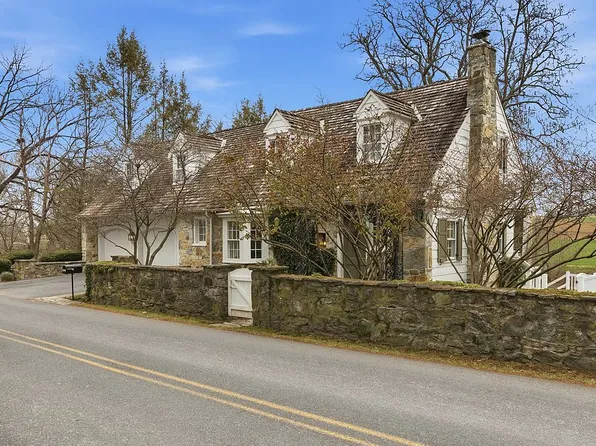 1451 Hunsicker Rd, Lancaster, PA 17601