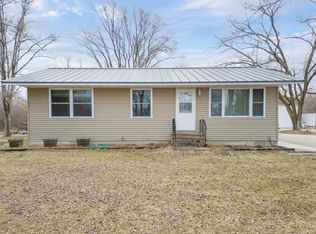7144 Big Woods Rd, Cedar Falls, IA 50613