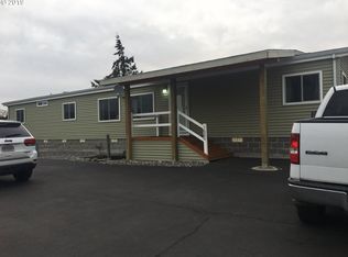 1680 Tucker Rd, Hood River, OR 97031