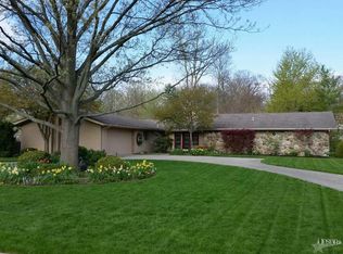 1716 Kinross Ln, Fort Wayne, IN 46804