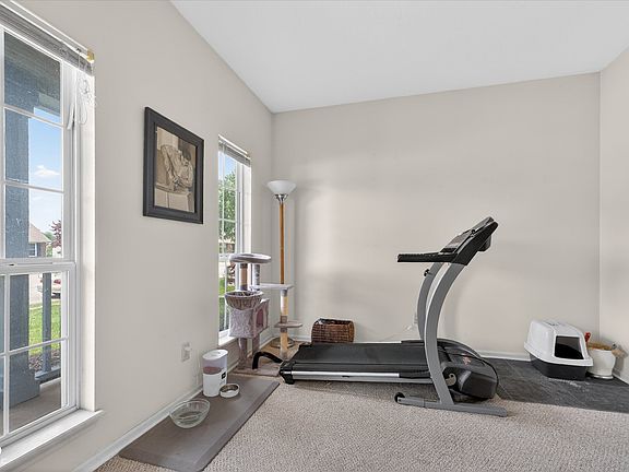 5th image of 5935 Candlewick Dr