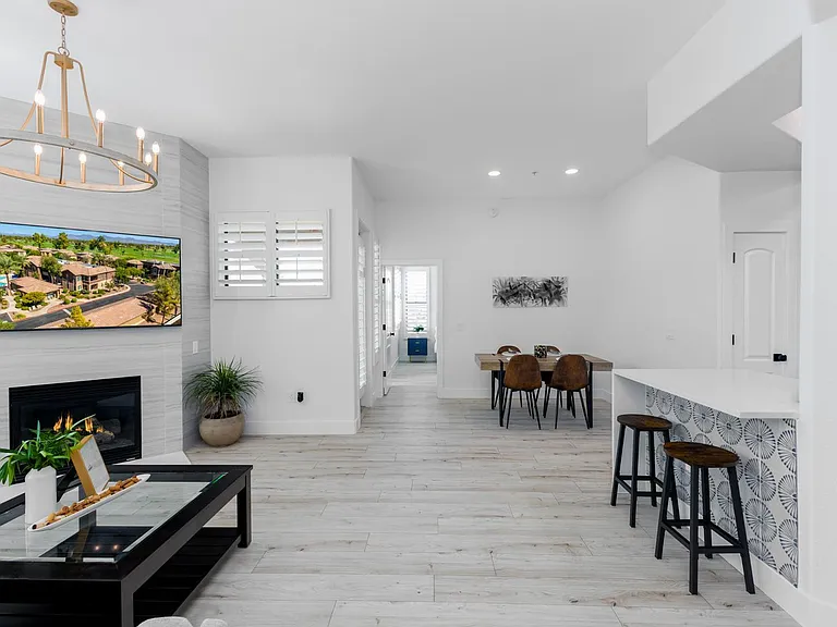 7027 N Scottsdale Rd #225 — Photo 3