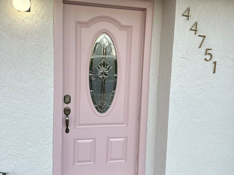 Fresh paint - super charming