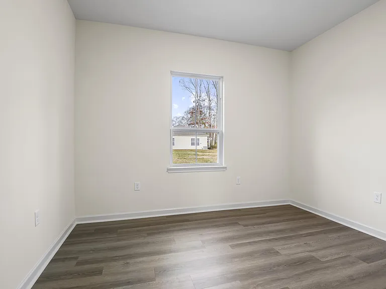 20953 Oregon St — Photo 12