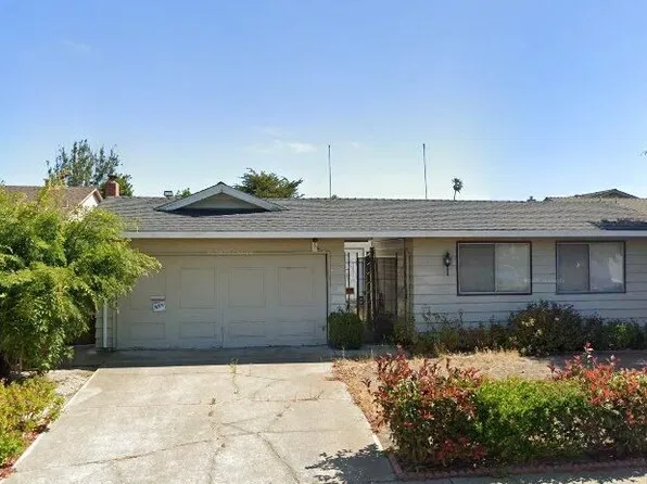 829 Gull Ave, Foster City, CA 94404