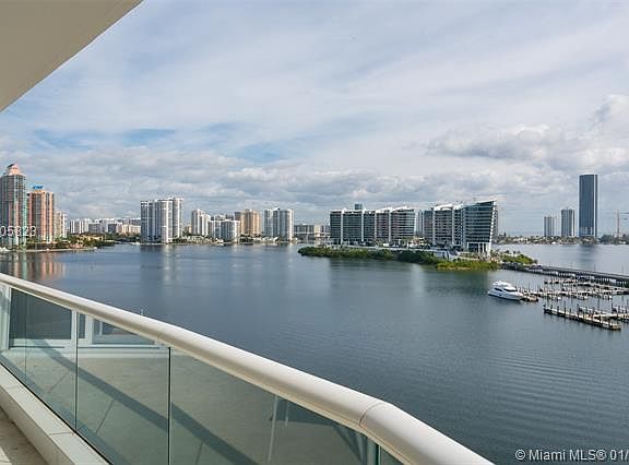 3rd image of 7000 Island Blvd APT 1001