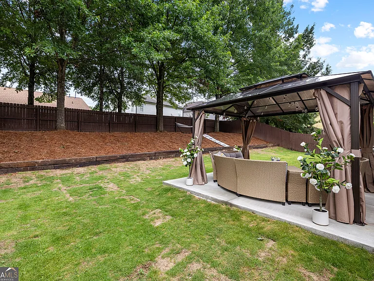 77 Lakeshore Pkwy — Photo 39