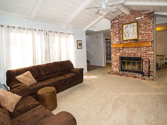 2nd image of 8176 Rose Vine Ln