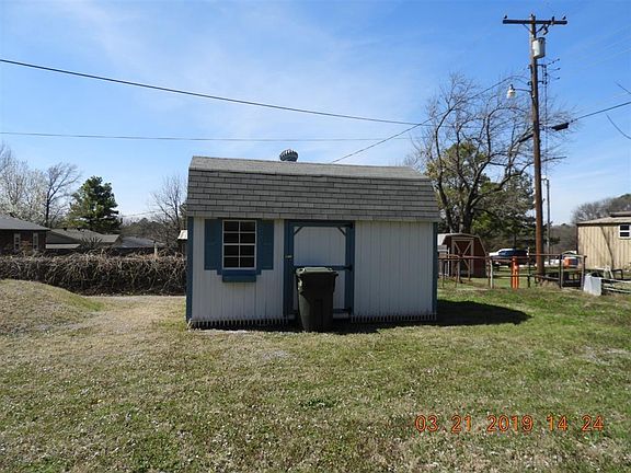 5th image of 506 Henderson St