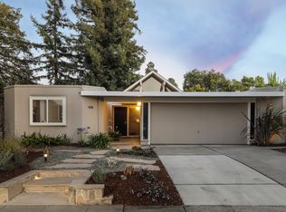 951 Trophy Dr, Mountain View, CA 94040