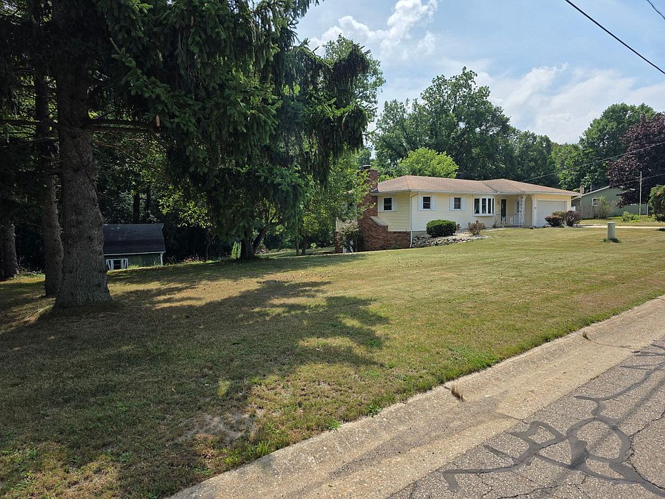1st image of 257 Wagon Wheel Ln