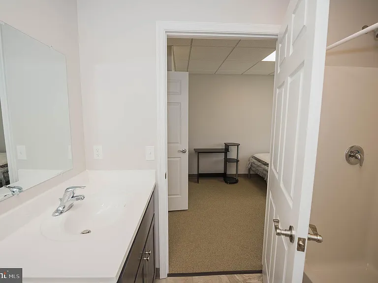 123 Bateman St #4-406C — Photo 41
