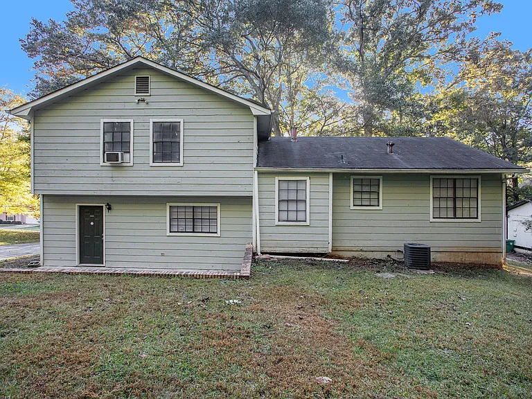 3735 Londonderry Ct — Photo 18