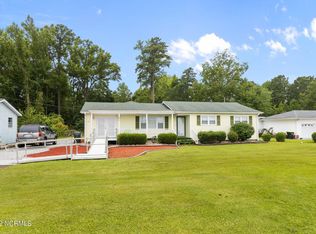 452 Lynchs Beach Loop Rd, Bayboro, NC 28515