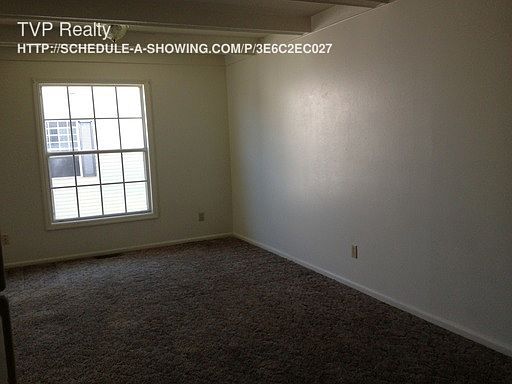 1st image of 15 Revere Ln