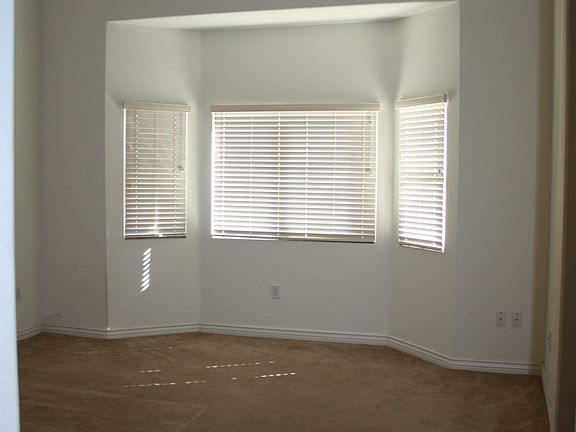 4th image of 1169 E JARDIN Street