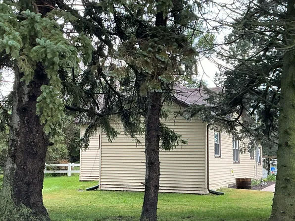 537 W Broadway St, Randolph, NE 68771