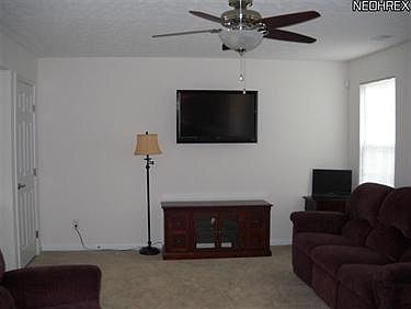 3rd image of 38183 Lonsdale Pl #91