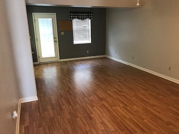3rd image of 6515 Lazy Creek Way