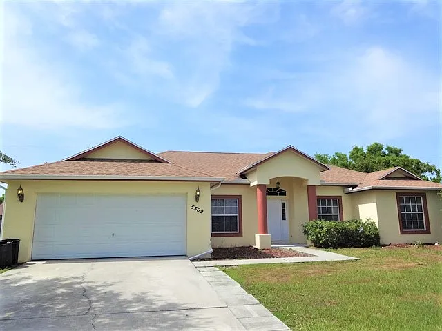 4 bed, 3.0 bath, 2104 sqft, $2,855 — Photo 1