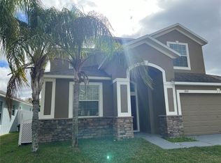 1707 Oak Pond St, Ruskin, FL 33570