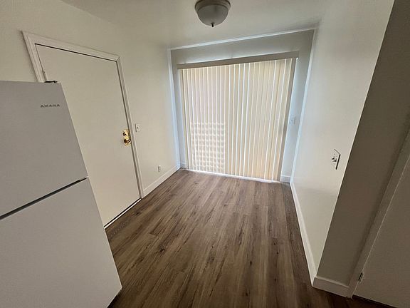 4th image of 5165 Gray Ln APT A