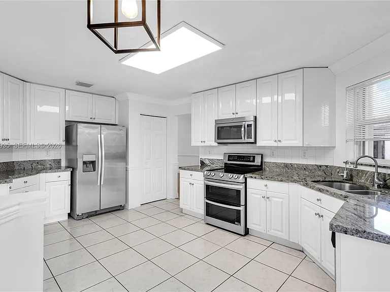 1413 SW 158th Ave — Photo 8