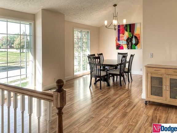 3rd image of 109 Oakwood Dr