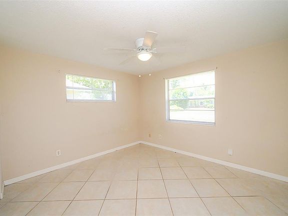 5th image of 1306 GOLFVIEW DRIVE