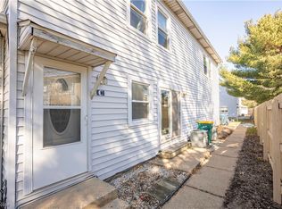 2553 Royal County Down Dr, Uniontown, OH 44685