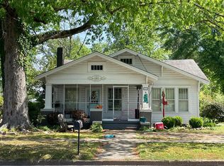 210 9th St N, Amory, MS 38821
