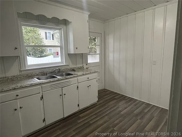 715 S 3rd St #3 — Photo 5