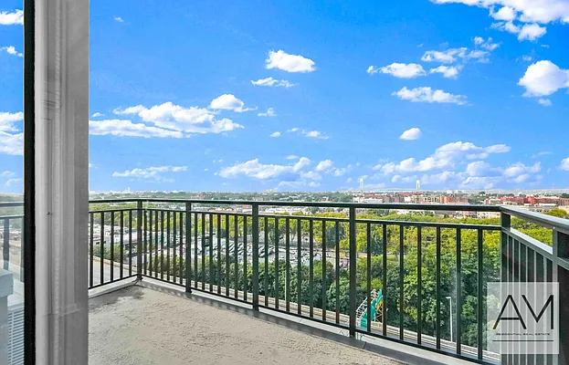 Sold by AM Residential | media 8
