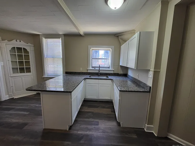 214 Peffer St #1 — Photo 3