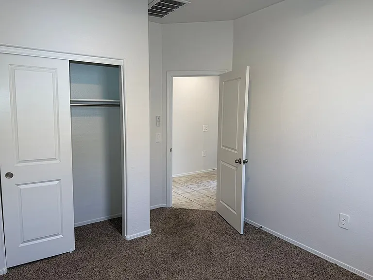 9427 E Alfalfa Dr — Photo 11