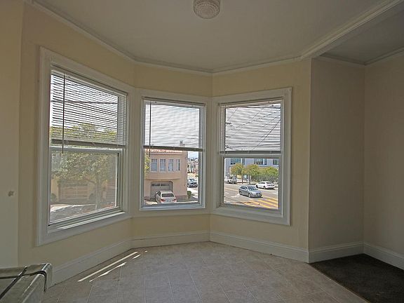4th image of 1251 Vicente St #A
