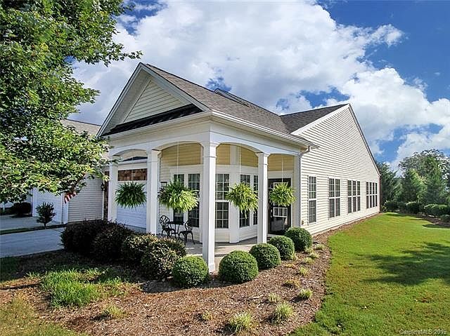 1st image of 1577 River Bend Blvd