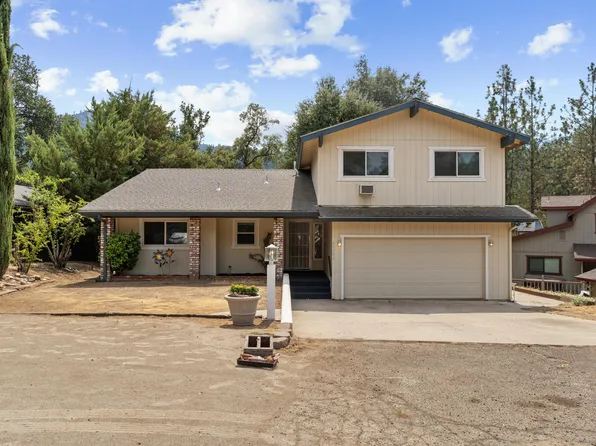 45994 Beechwood Drive, Oakhurst, CA 93644