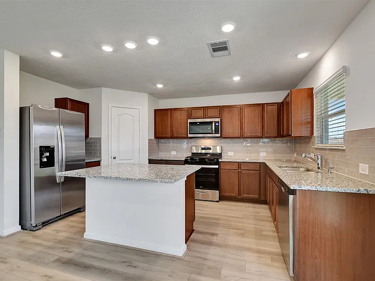 18214 Sessile Oak Dr — Photo 20
