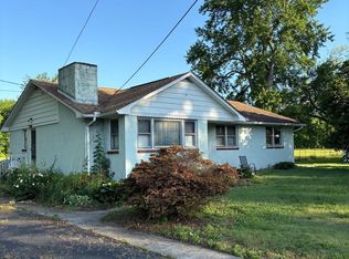 371 N Hook Rd, Pennsville, NJ 08070