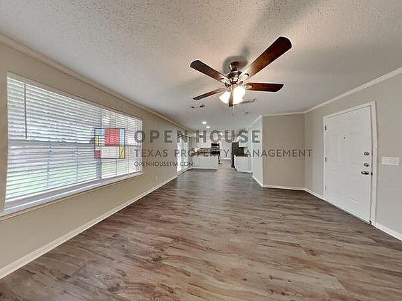4th image of 15910 Pinyon Creek Dr