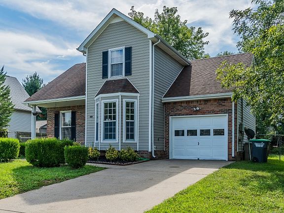 4th image of 818 Chancery Ln