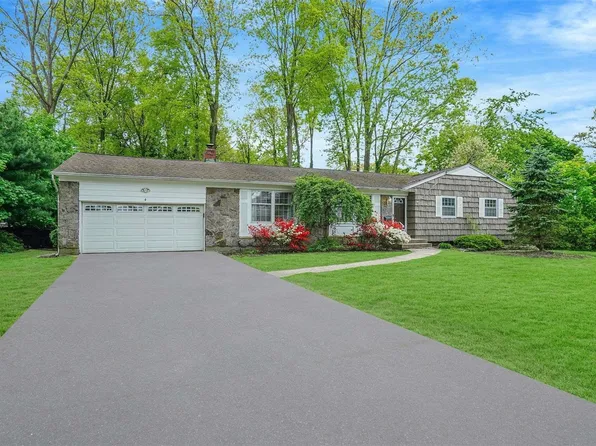 4 Mark Drive, Smithtown, NY 11787