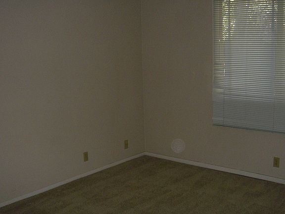BEDROOM 1 OUT OF 2