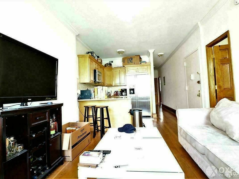 1st image of 304 W 104th St #4AD