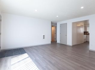 6556 NE Killingsworth St, Portland, OR 97218