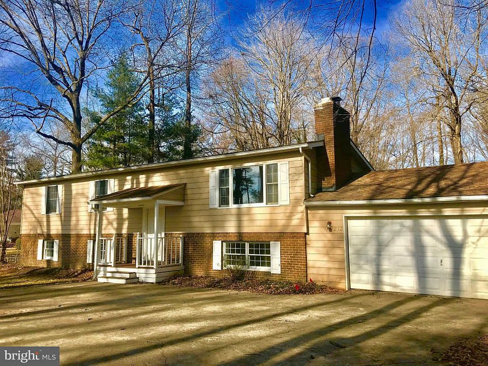 1st image of 232 Wiltshire Ln