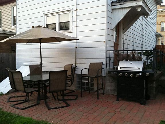 5th image of 536 Taylor St