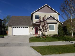 3267 Hillcrest Dr, Bozeman, MT 59715