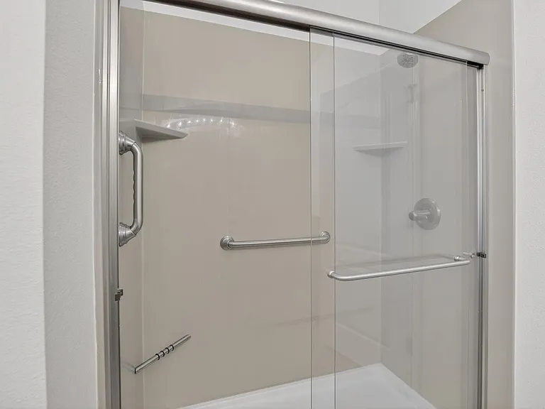 714 Ashentree Dr — Photo 38